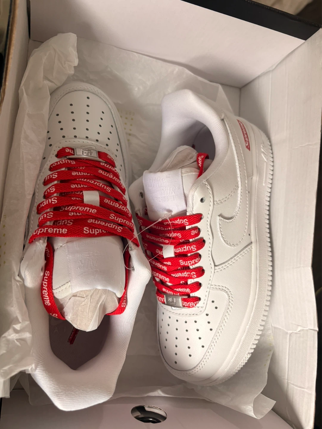 Supreme x Nike Air Force 1 Low White - photo 3