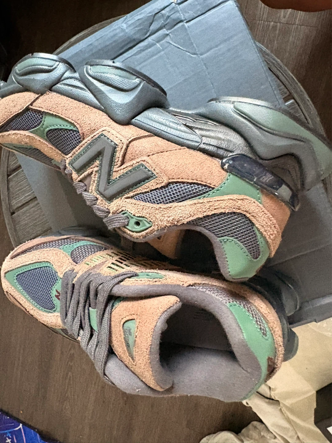 New Balance 9060 Sneakers
