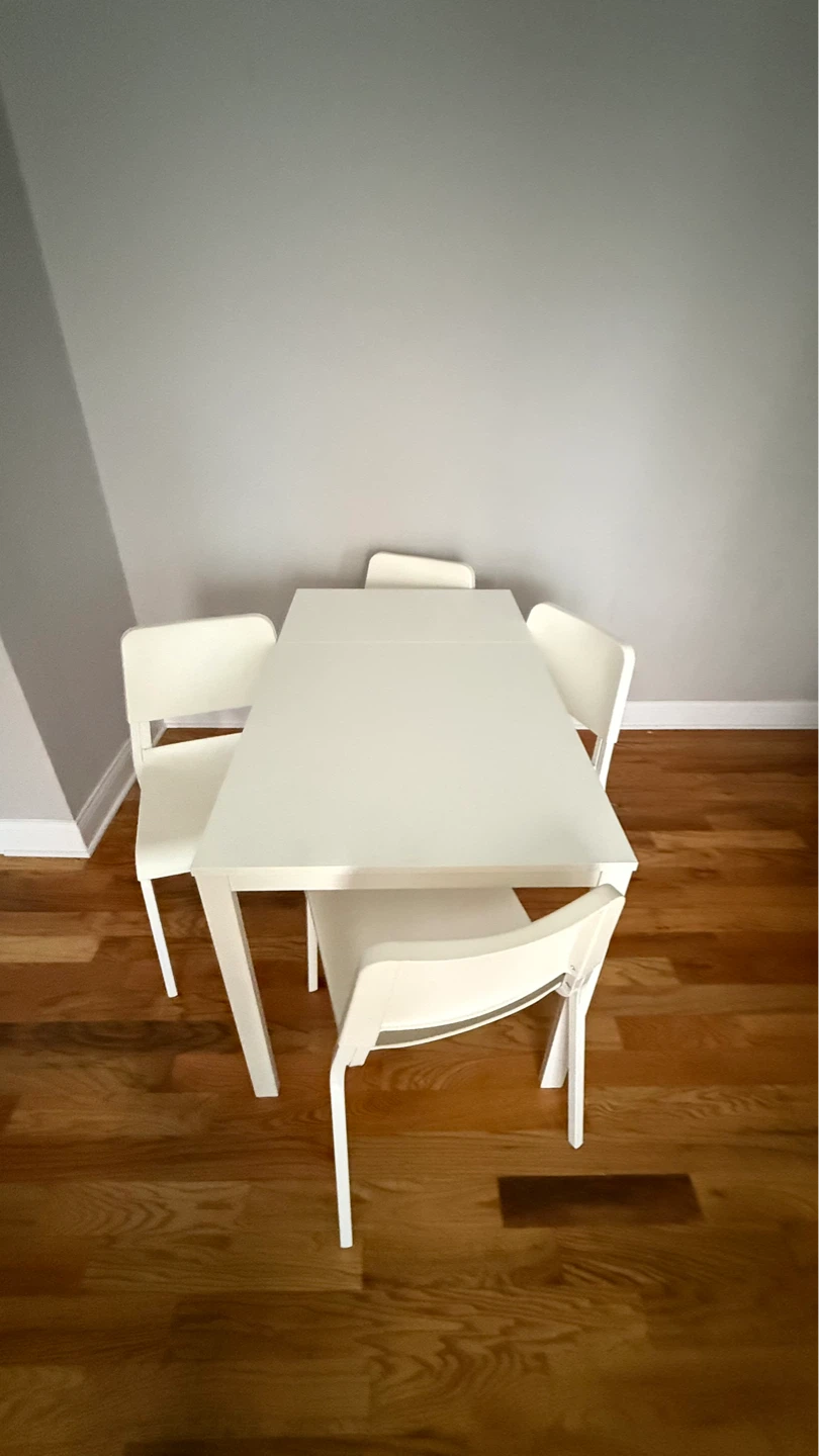 White Dining Table with 4 Chairs - photo 2