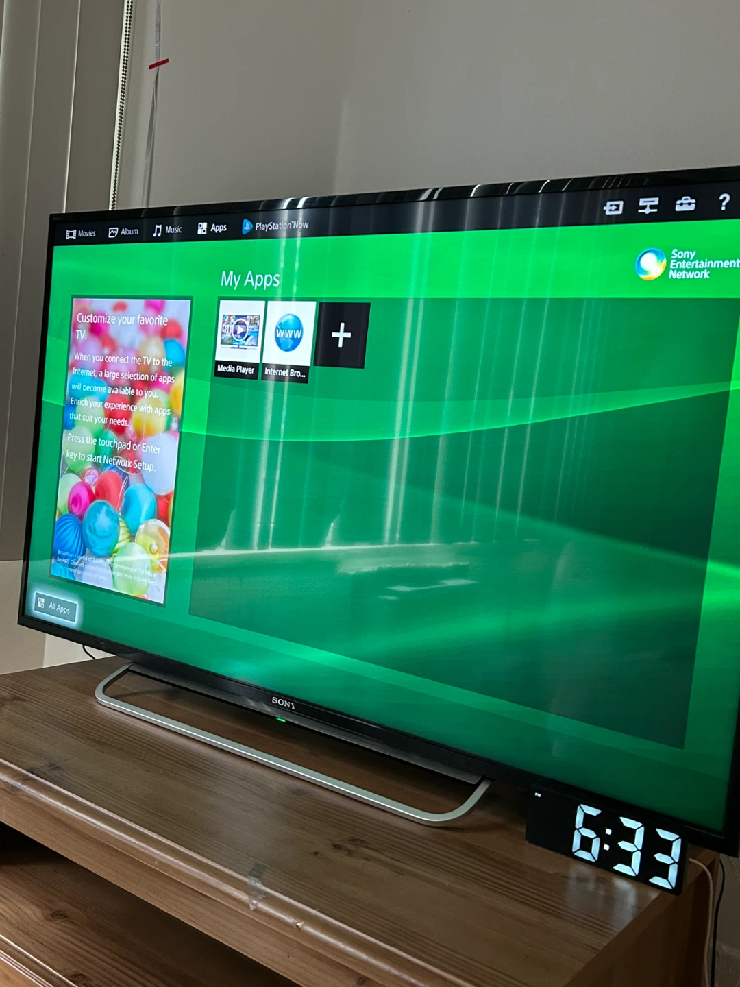 moving out sale !! Sony BRAVIA Smart TV 45