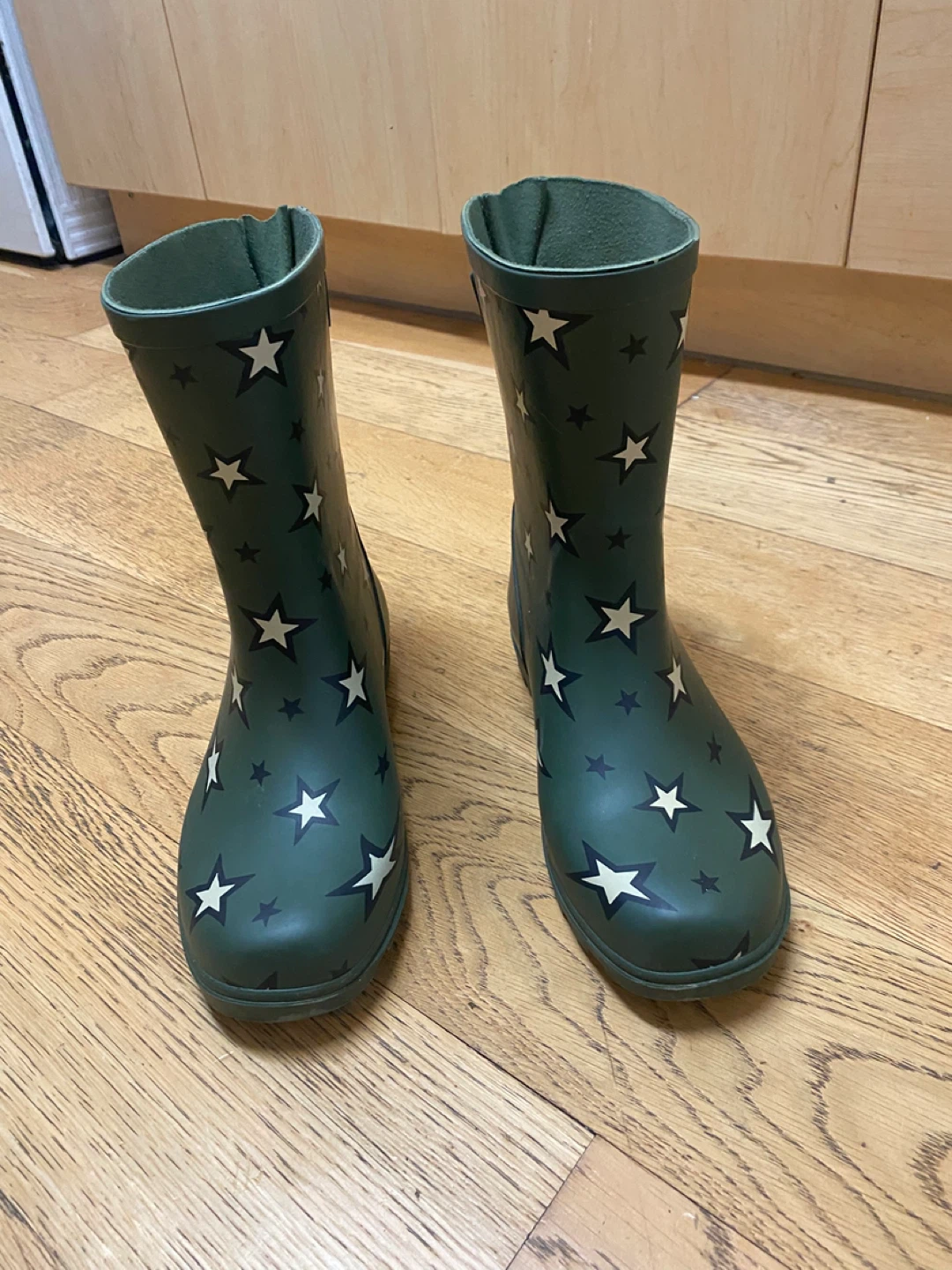 Rain boots