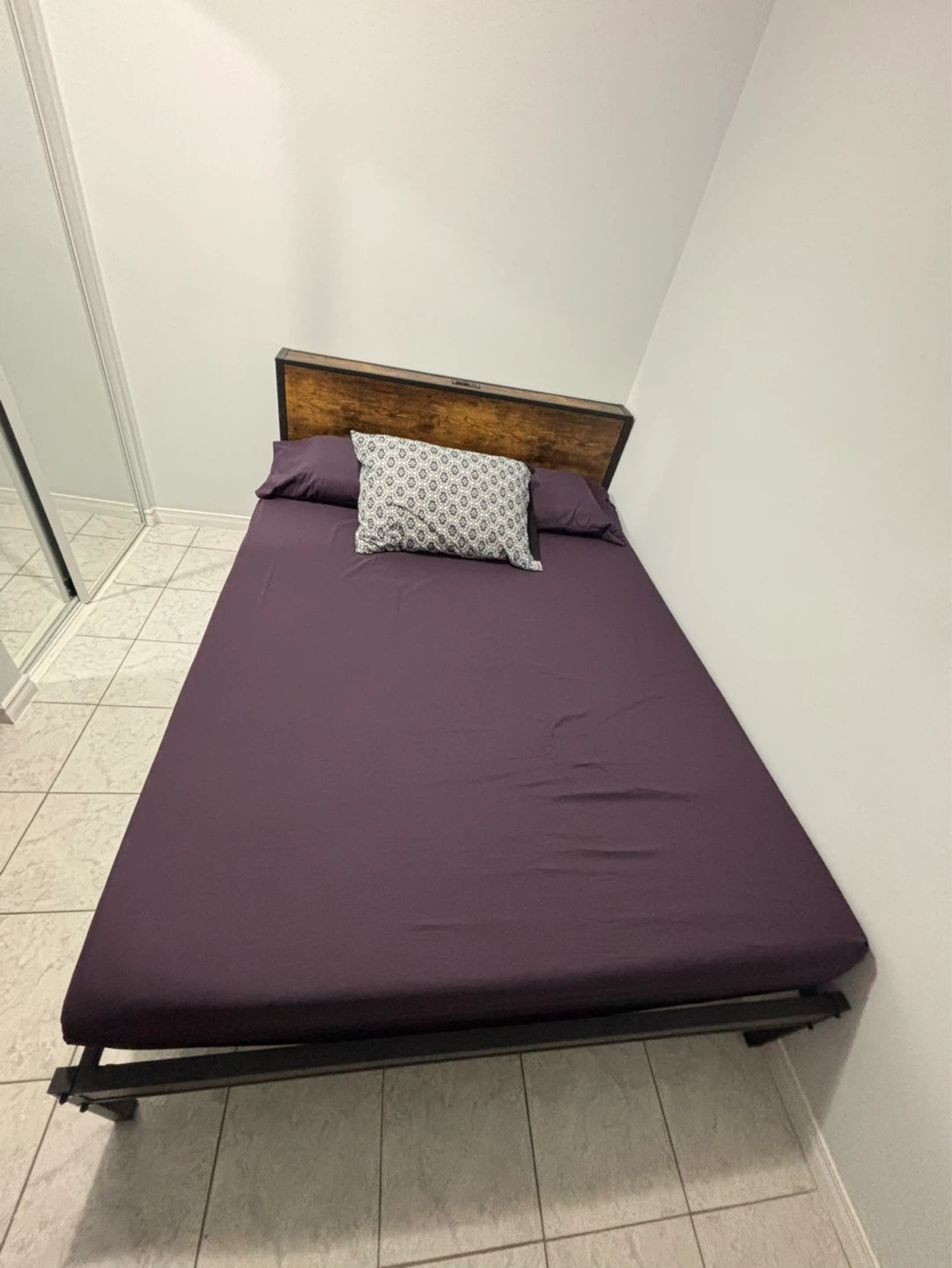 Wooden Headboard Bed Frame with Built-in Outlets and USB Ports - photo 4
