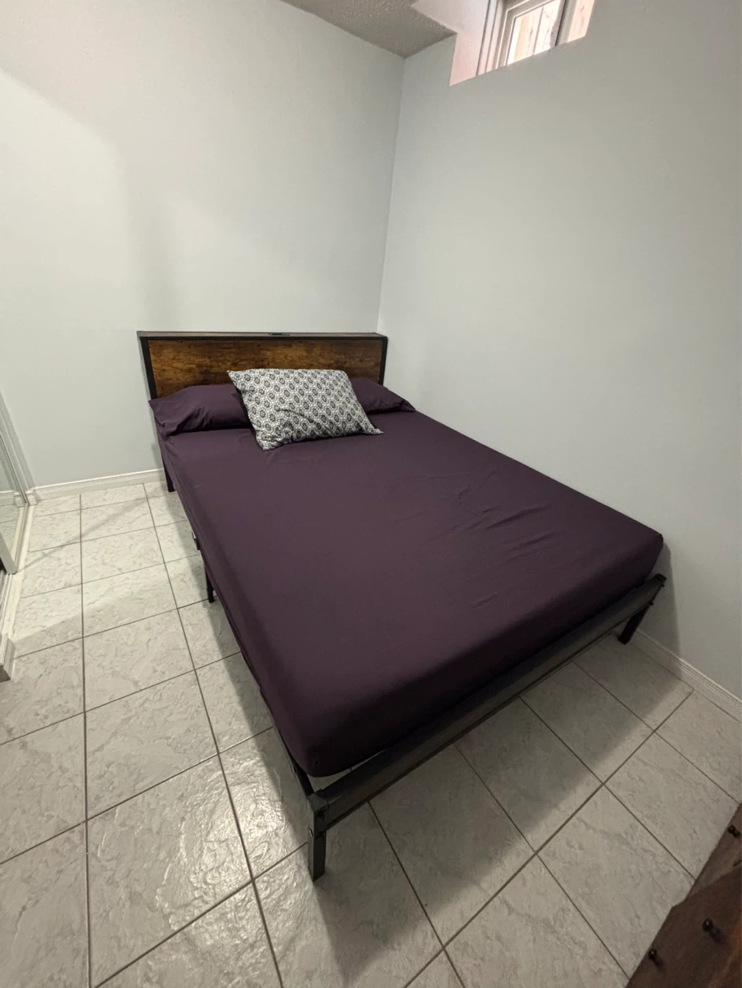 Wooden Headboard Bed Frame with Built-in Outlets and USB Ports