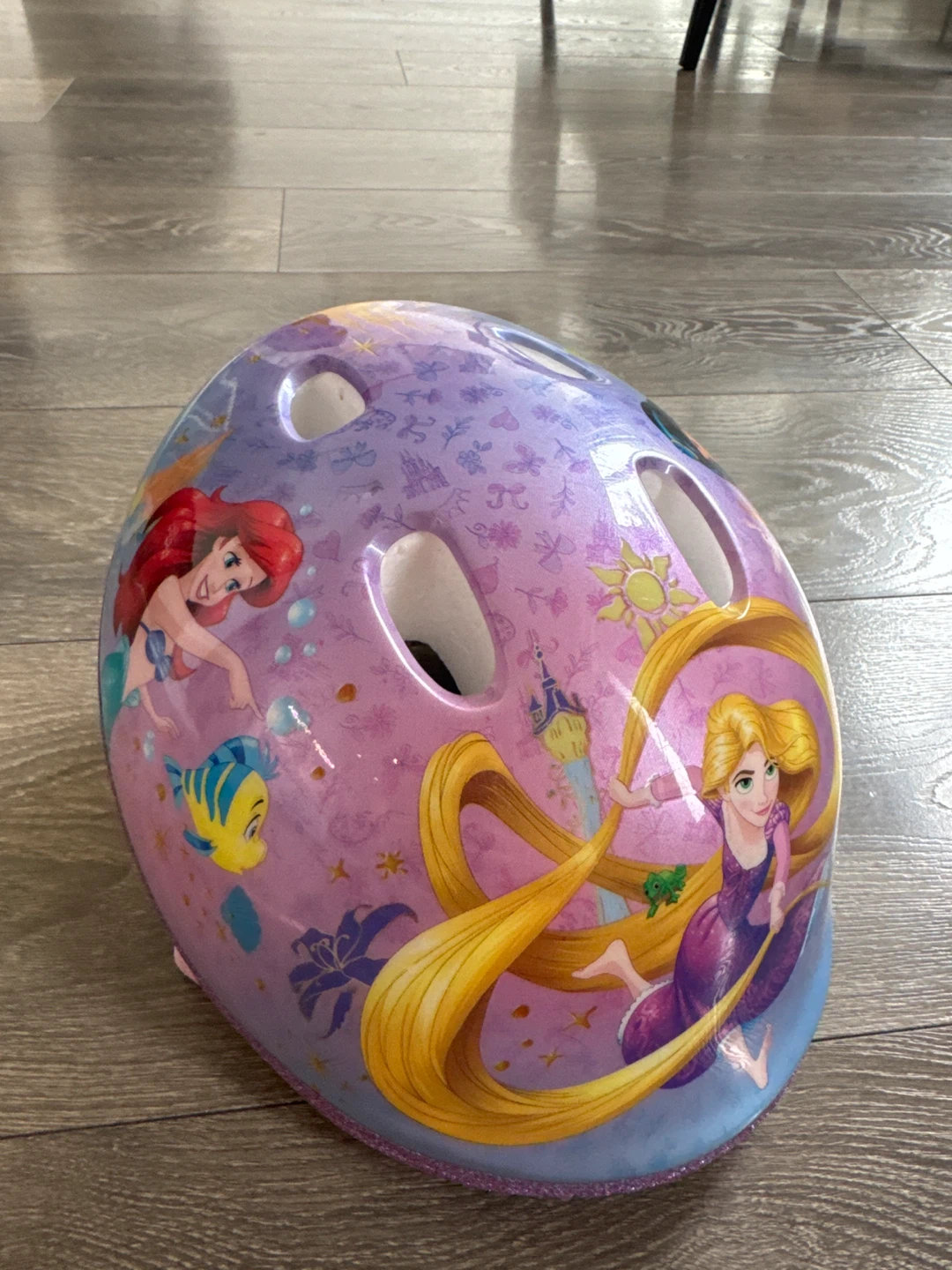 Kid’s Helmet with Disney Princesses Design