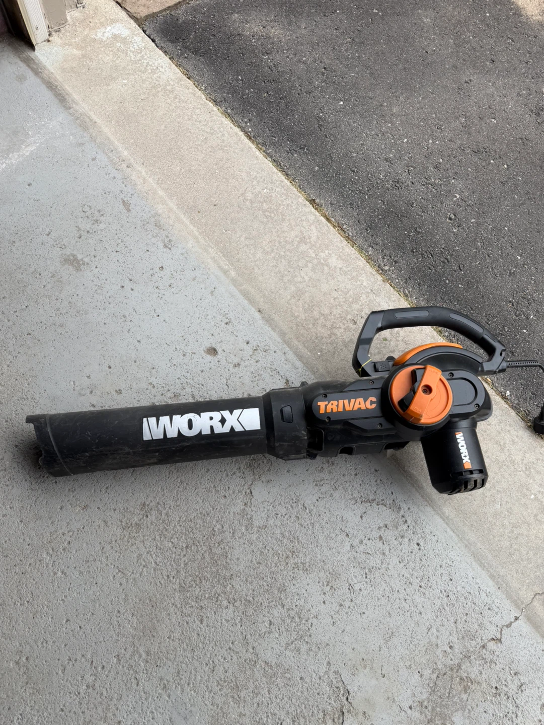 WORX TRIVAC WG522 Leaf Blower