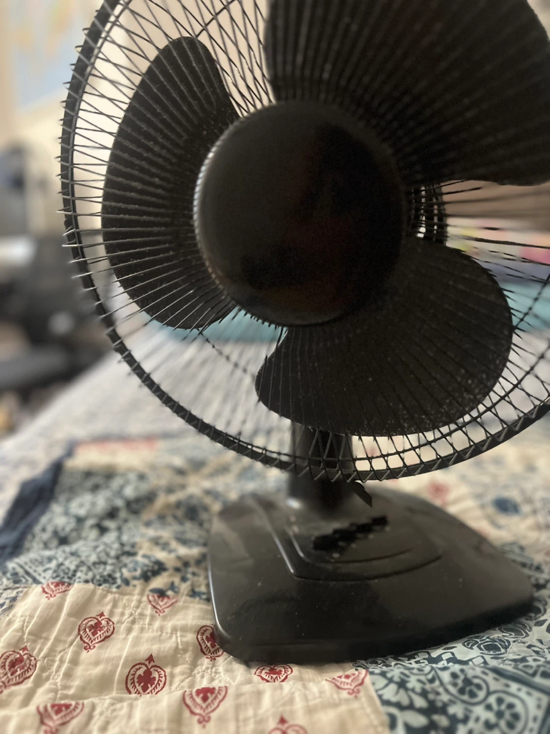 Black Tabletop Fan - photo 3