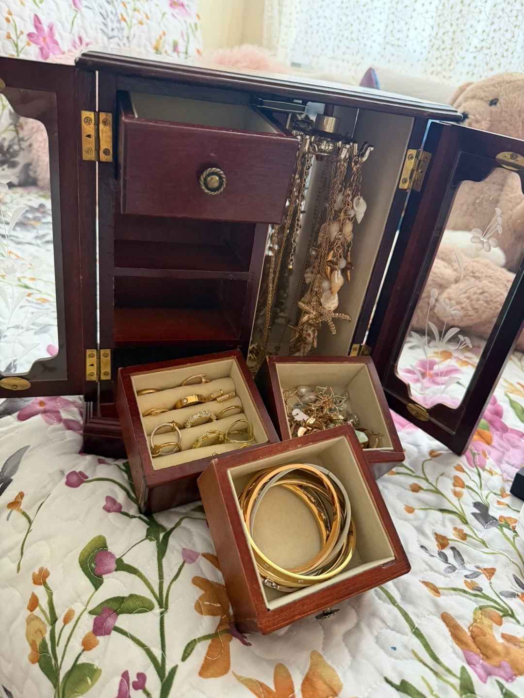 Wooden Jewellery Box with Drawers and Hanging Space - photo 3