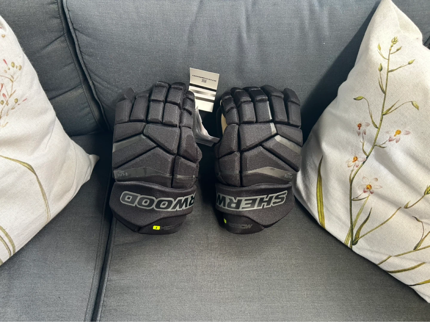 Sherwood Gloves