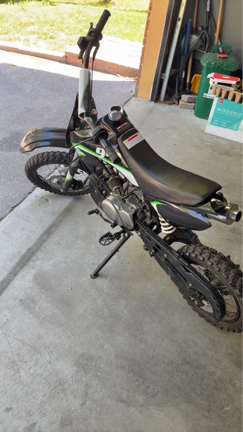 GIO Dirt Bike