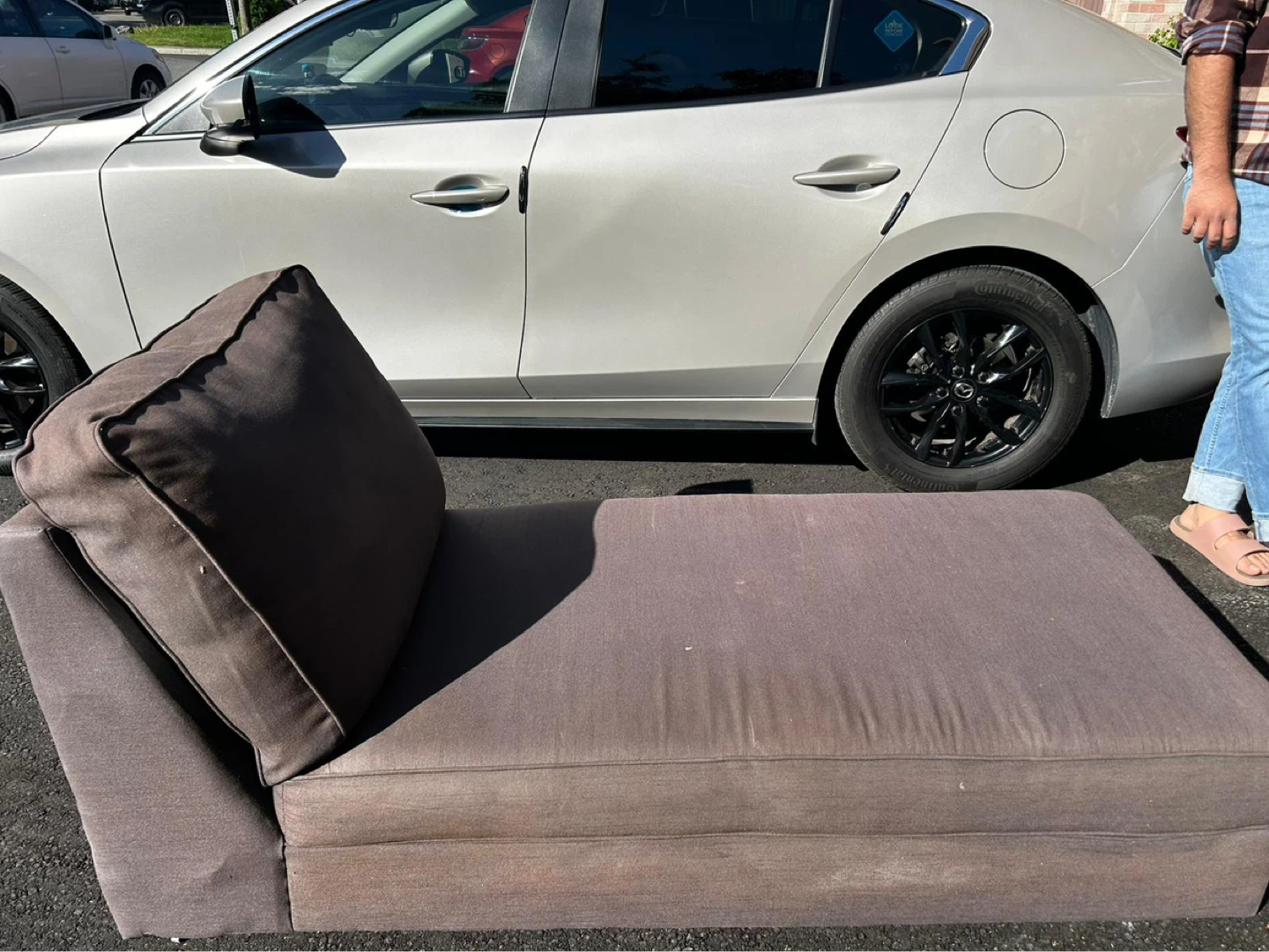 Brown Chaise Lounge Chair - photo 3