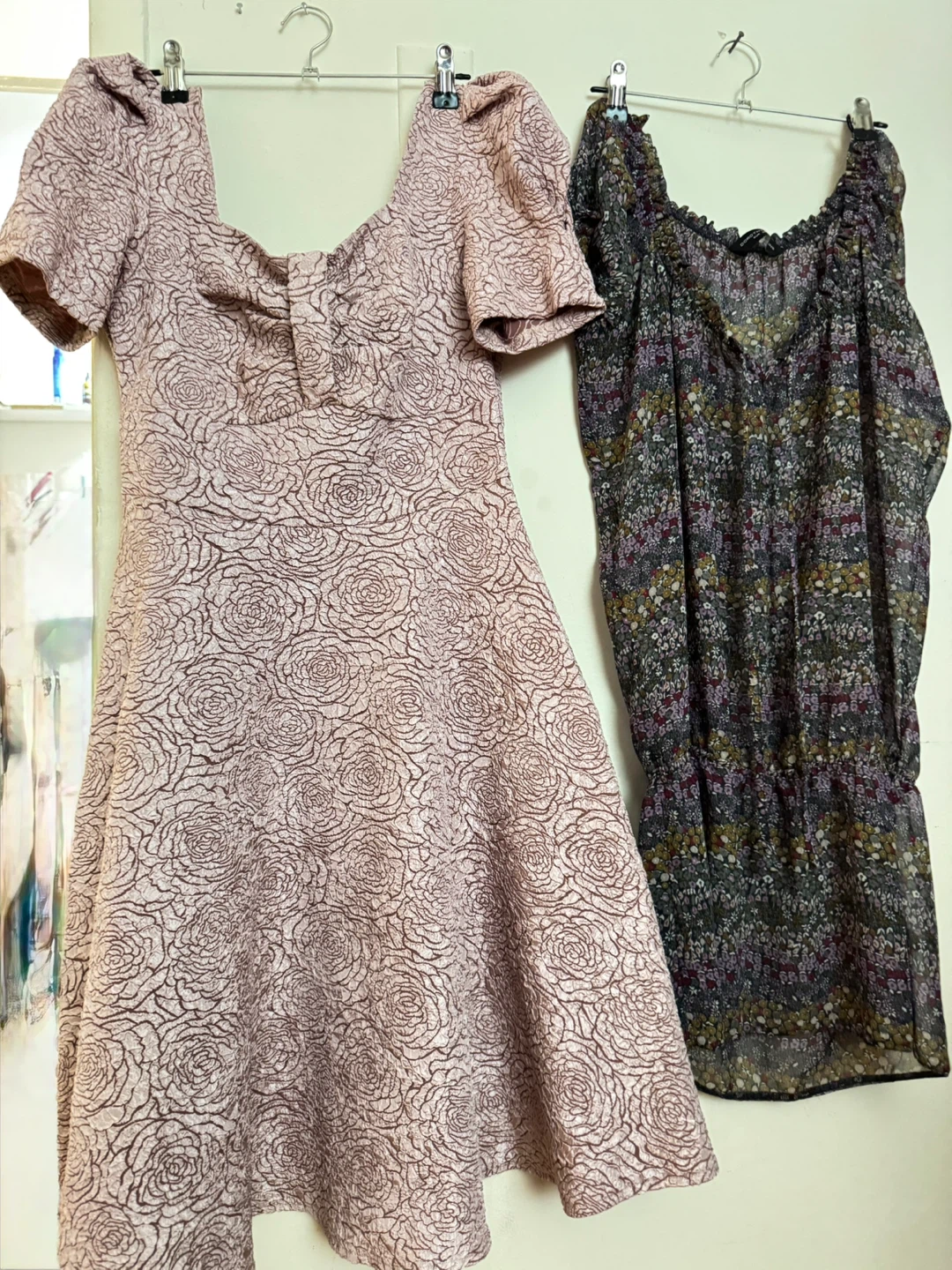 Two floral print dresses - photo 3