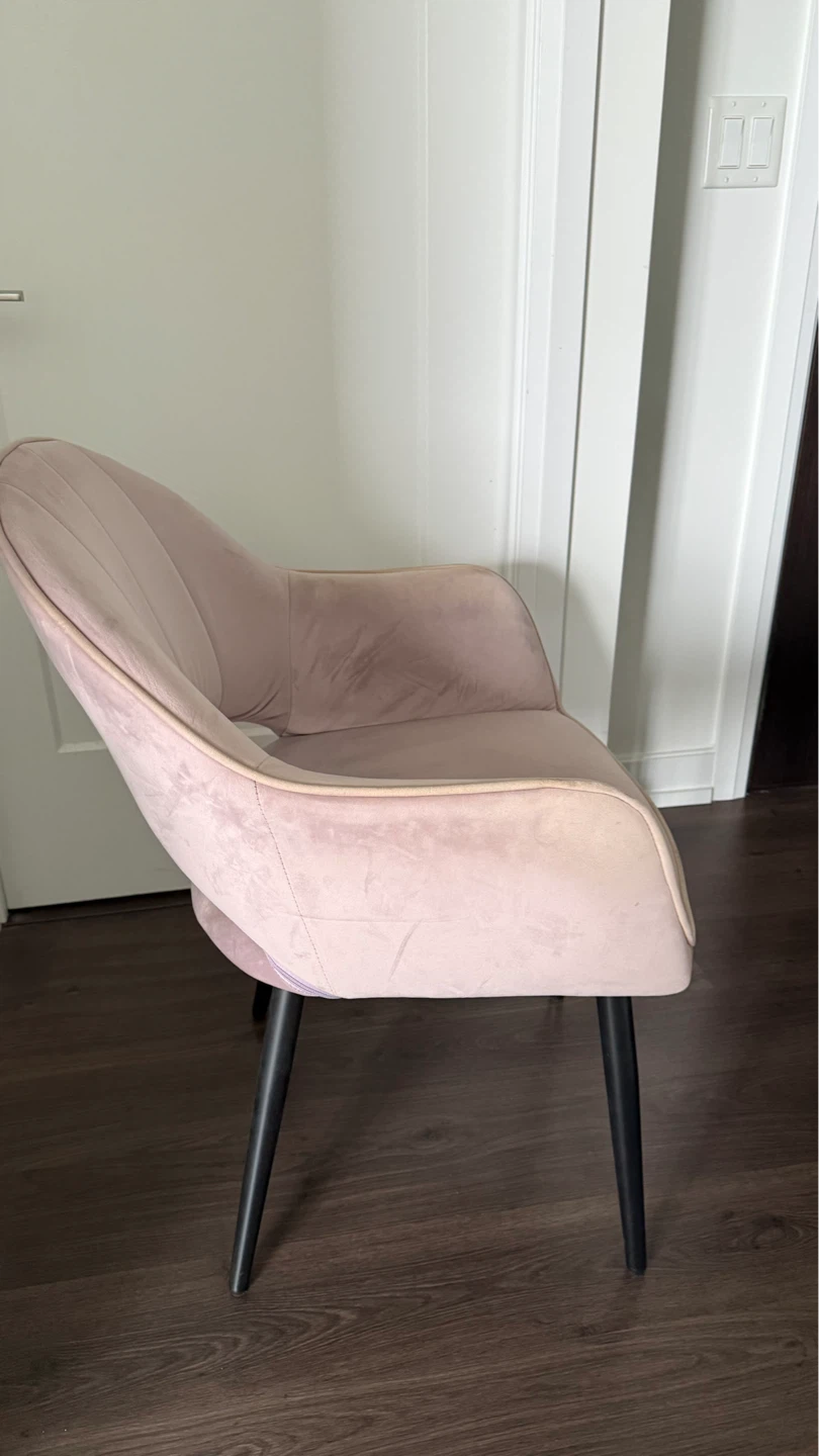 Pink Velvet Accent Chair - photo 2