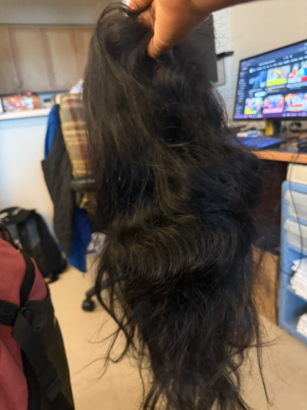 Black Long Wavy Wig - photo 2