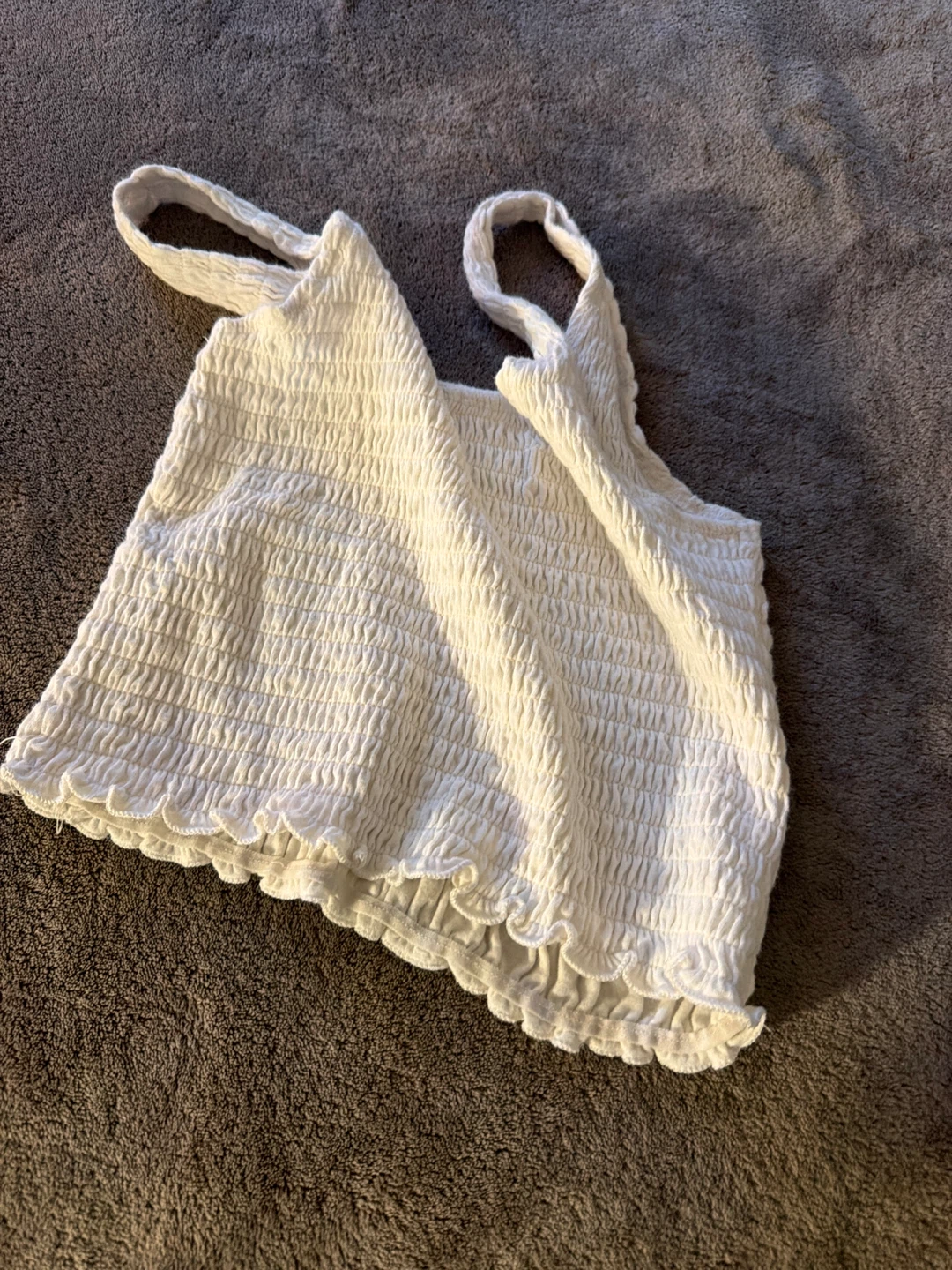 Hollister White Smocked Tank Top - photo 2