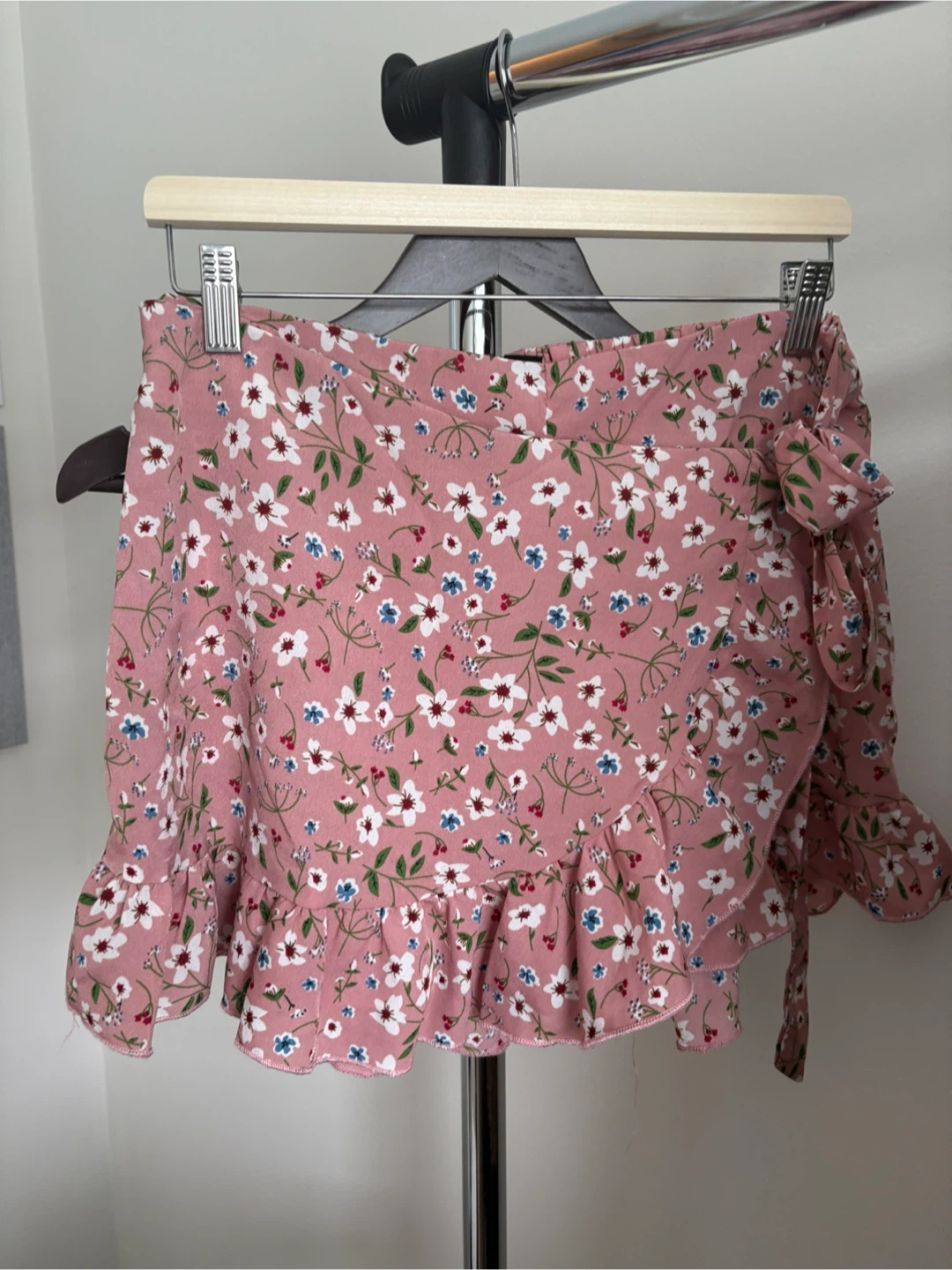 Women’s Closet Cleanout - Jackets, Dresses, Skirts & More - photo 3
