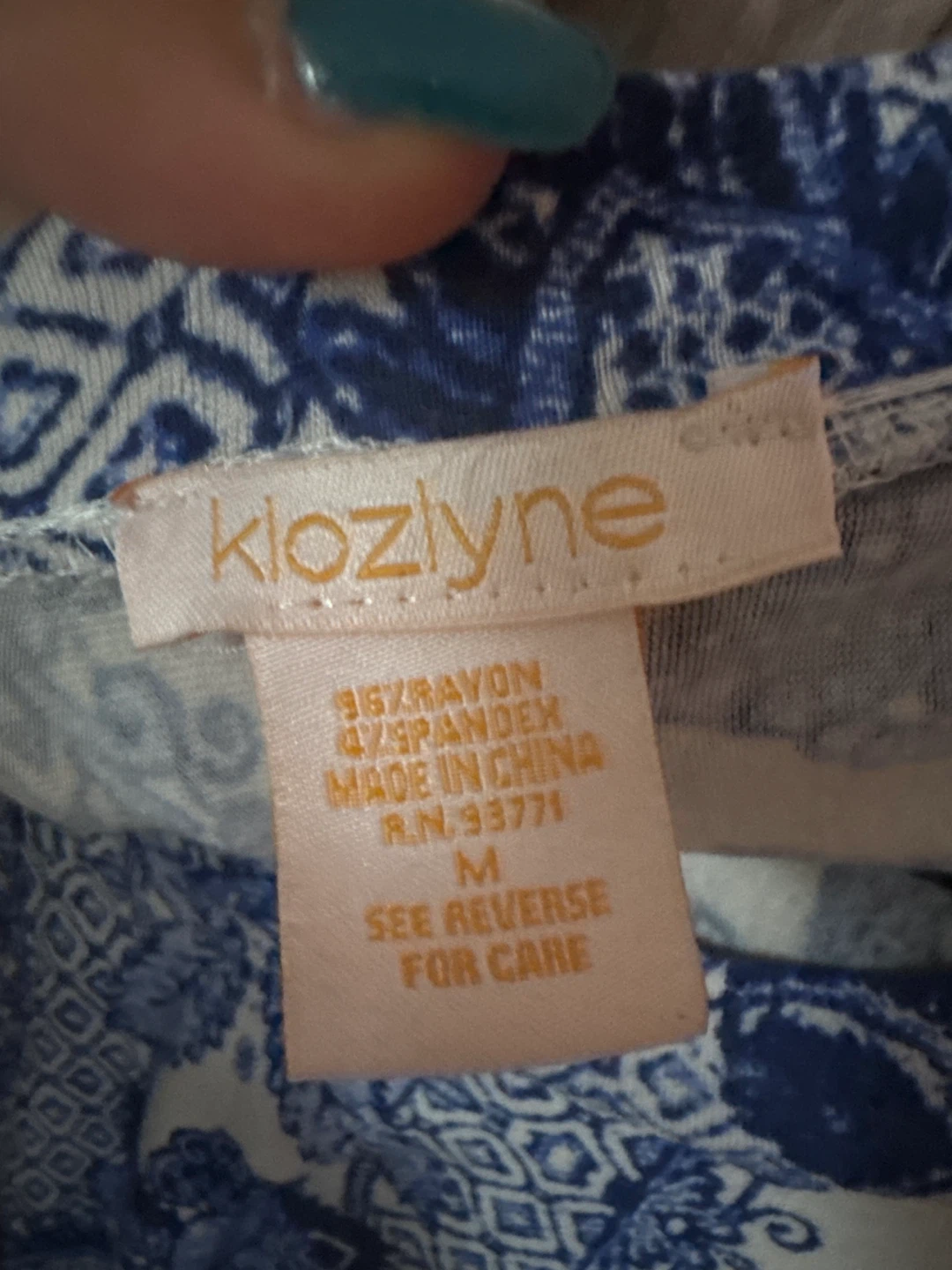 Klozlyne Blue & White Print Short Sleeve Dress Size M - photo 3