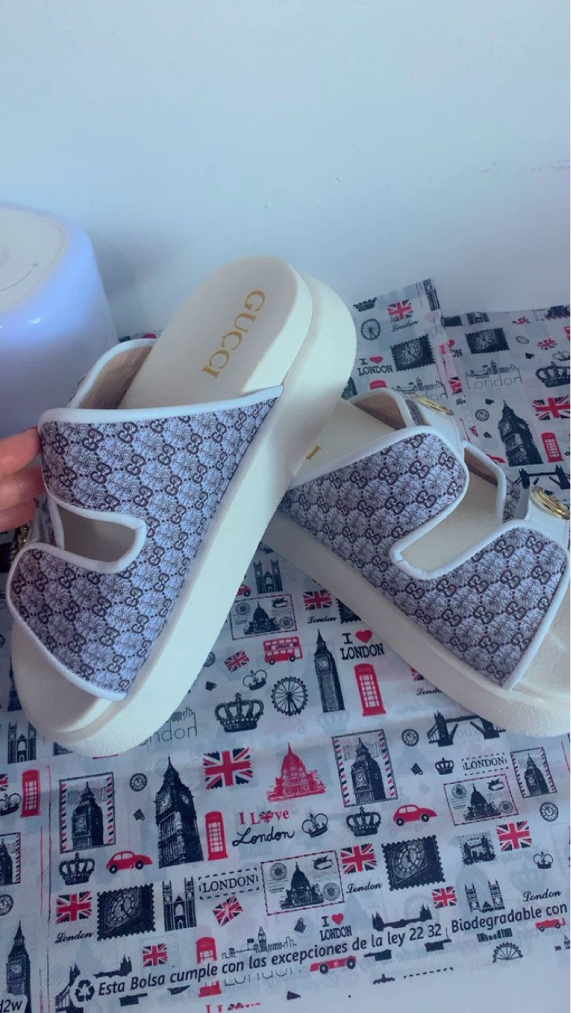 Gucci Slides - photo 3