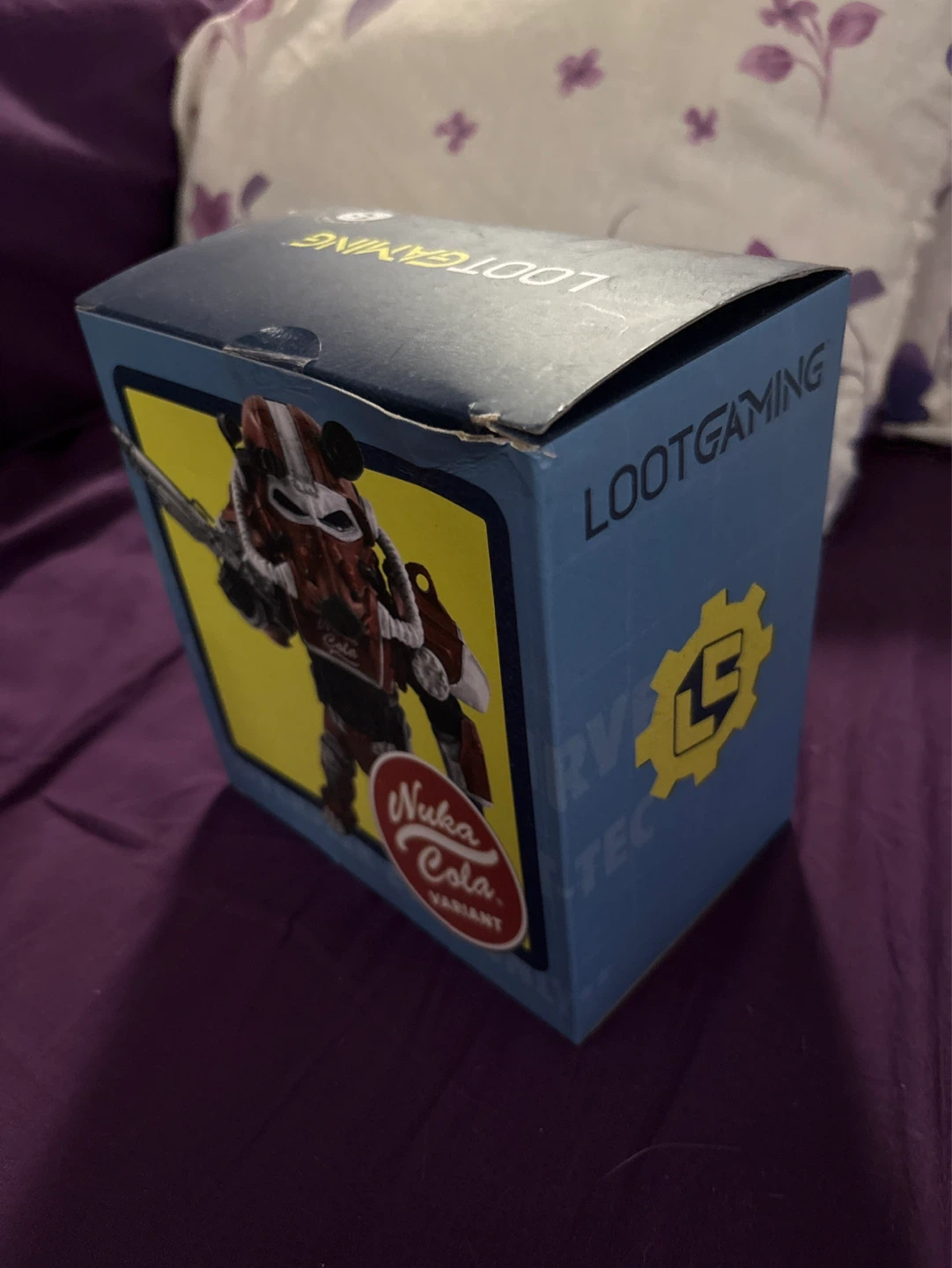 Fallout Nuka Cola Red Power Armor Figure - photo 2