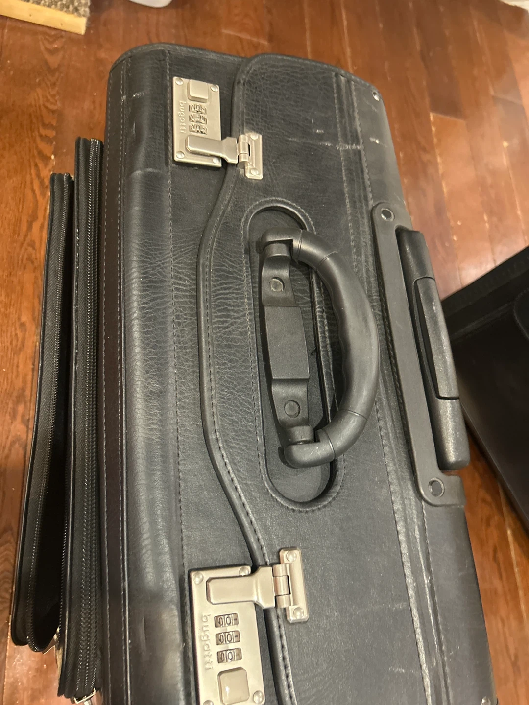 Bugatti Black Leather Briefcase - photo 3