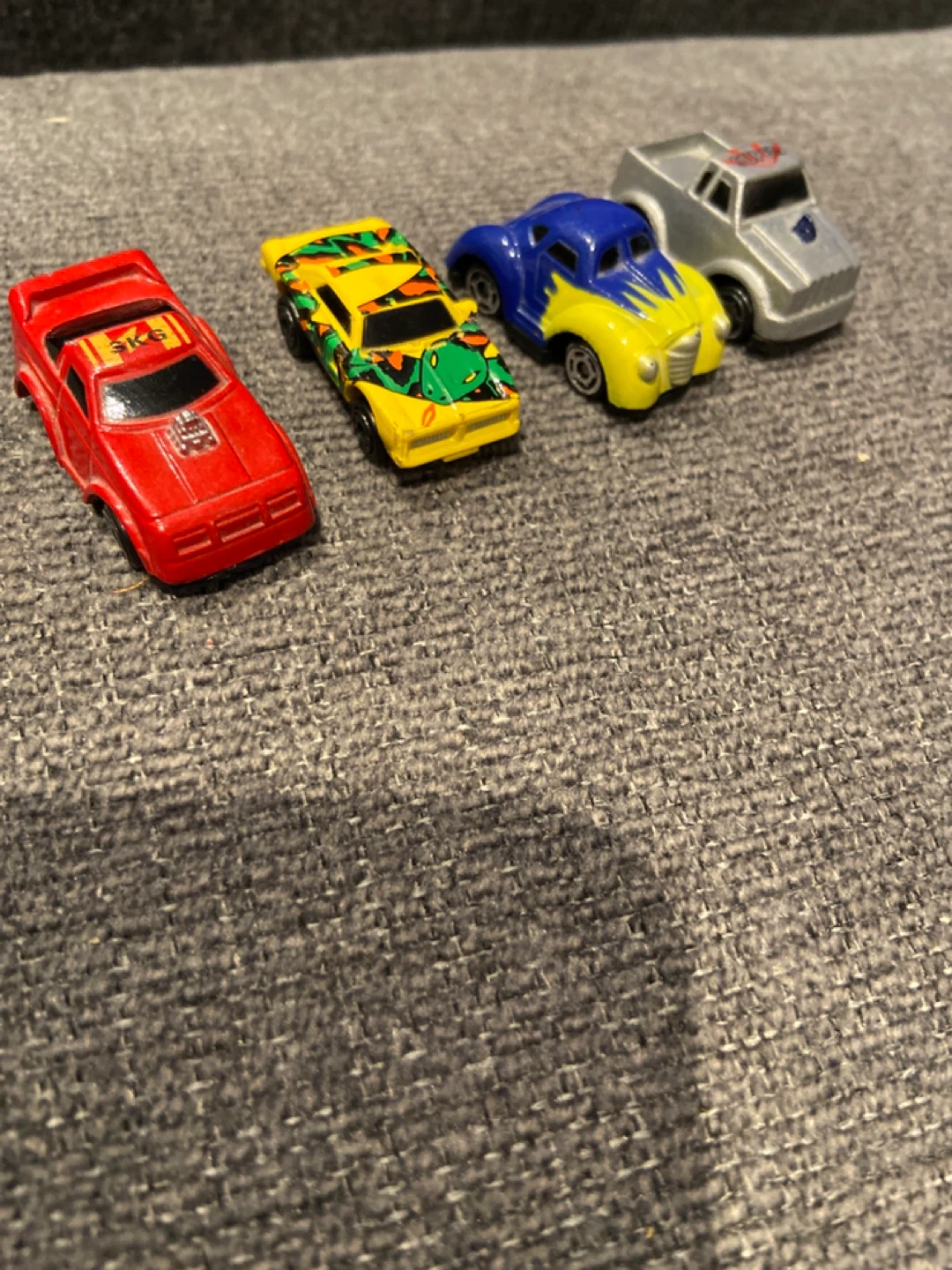 Micro Machines Galoob / Hasbro / Road Champs) – 4 Cars