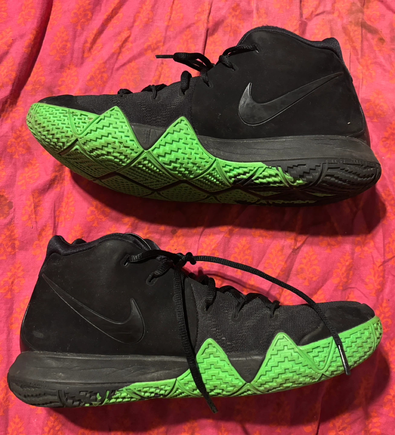 Top quality Nike Kyrie 4 Sneakers (size 10) - photo 2