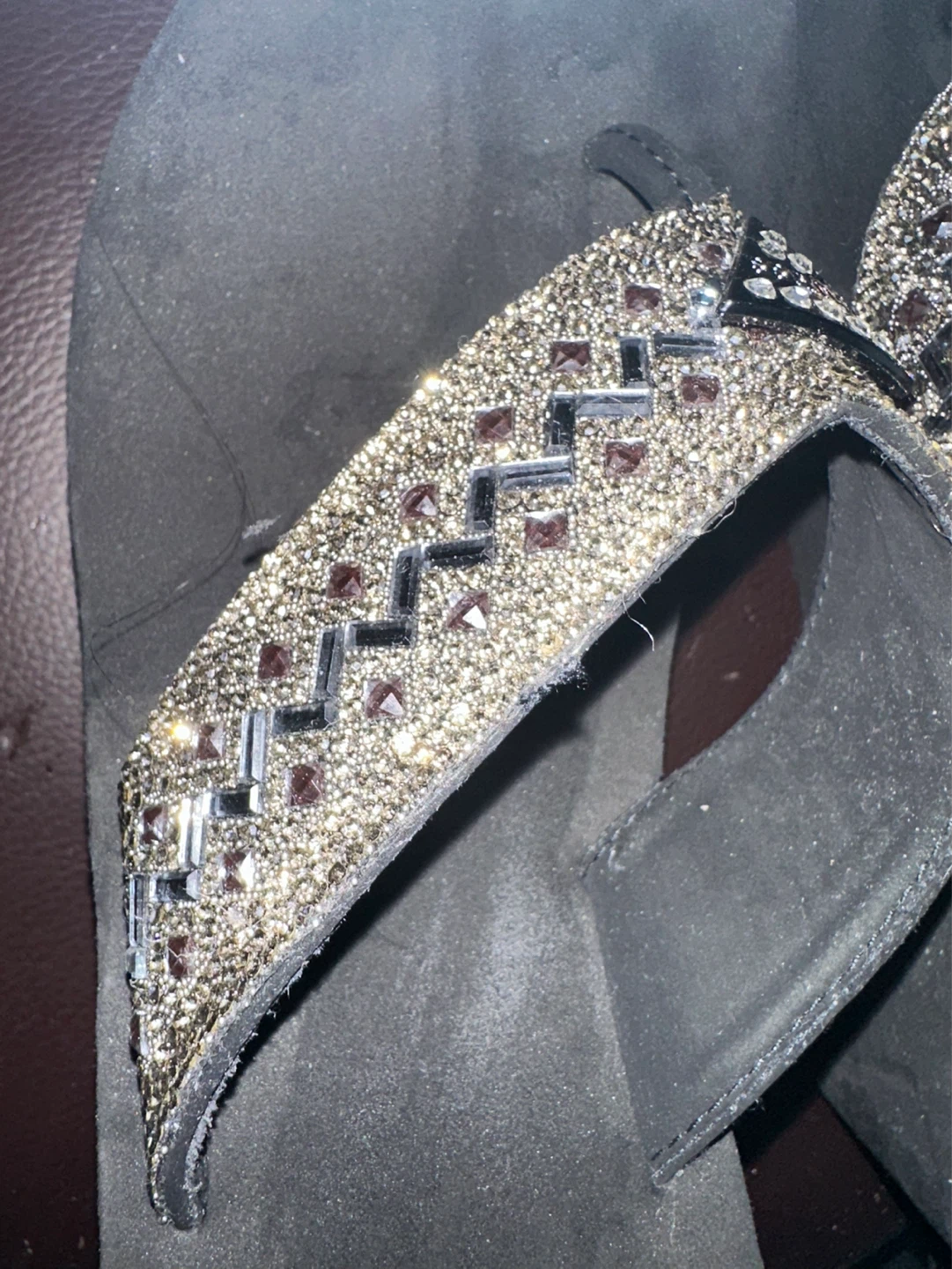 GUESS Black Wedge Flip-Flops with Embellished Straps Size 8 - photo 3