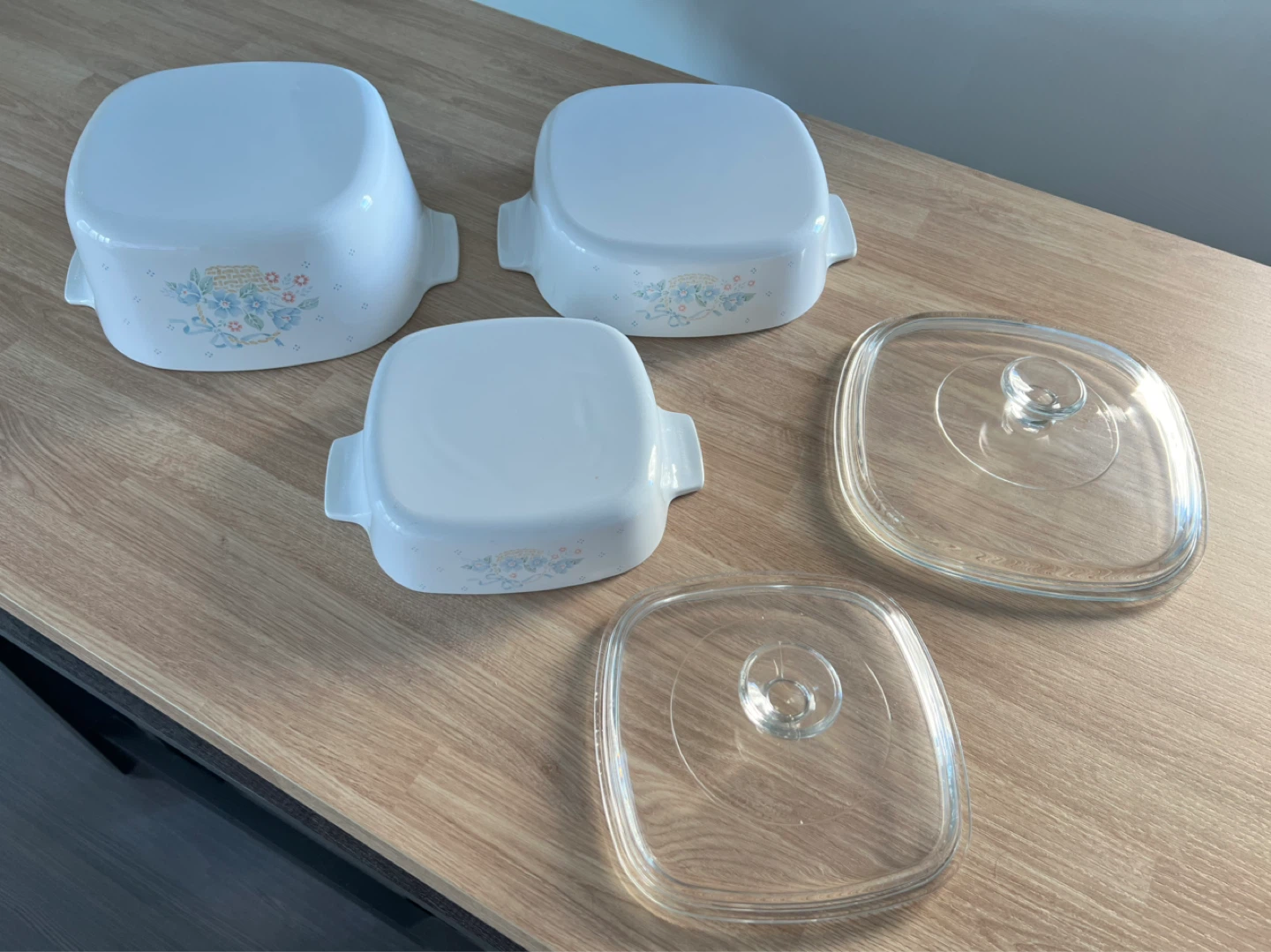 Vintage CorningWare Set with Lids - photo 3