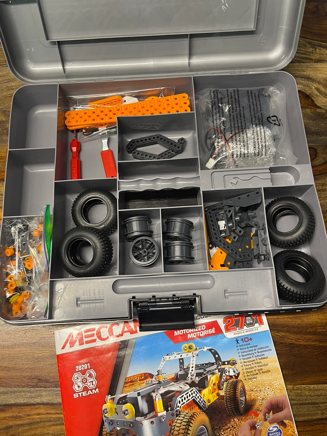 Meccano Off-Road Truck Motorized Construction Set - photo 2
