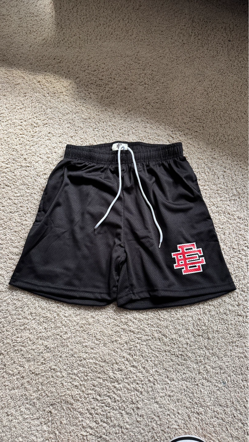 EE Shorts - photo 4