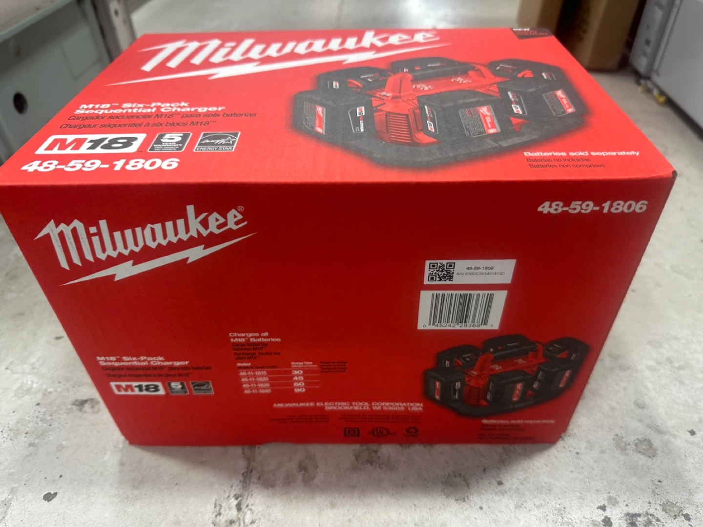 Milwaukee M18 Six-Pack Sequential Charger 48-59-1806 - photo 2