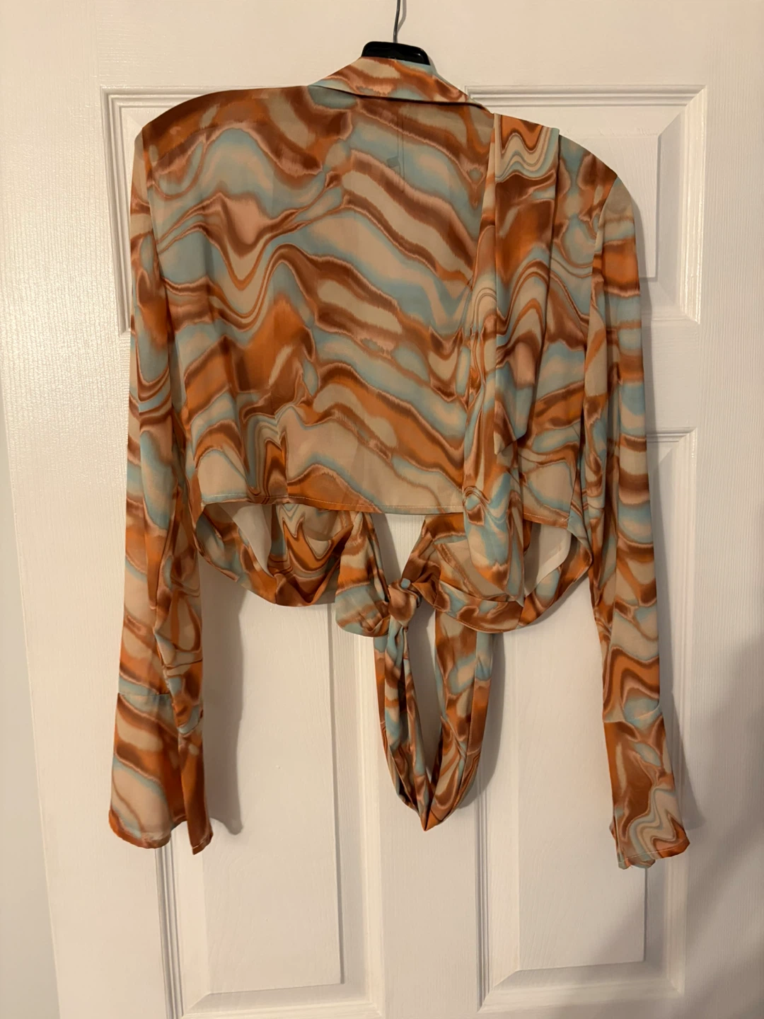 Dynamite Wrap Around Cropped Blouse - P/S - photo 2