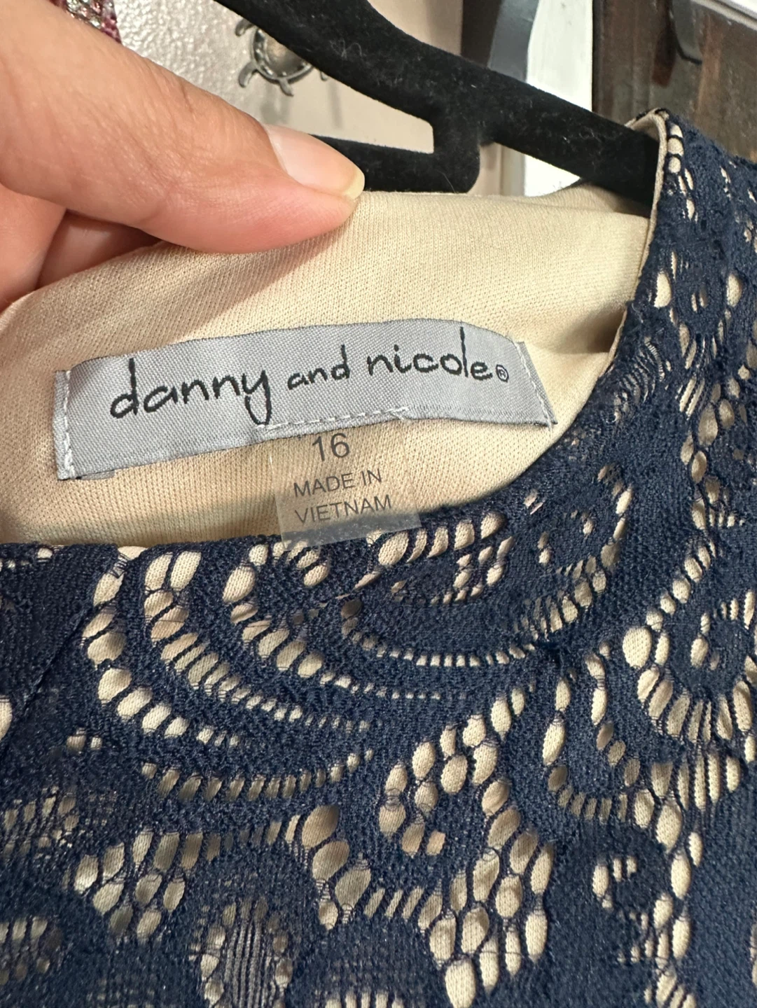 Danny & Nicole Navy Lace Dress Size 16 - photo 3