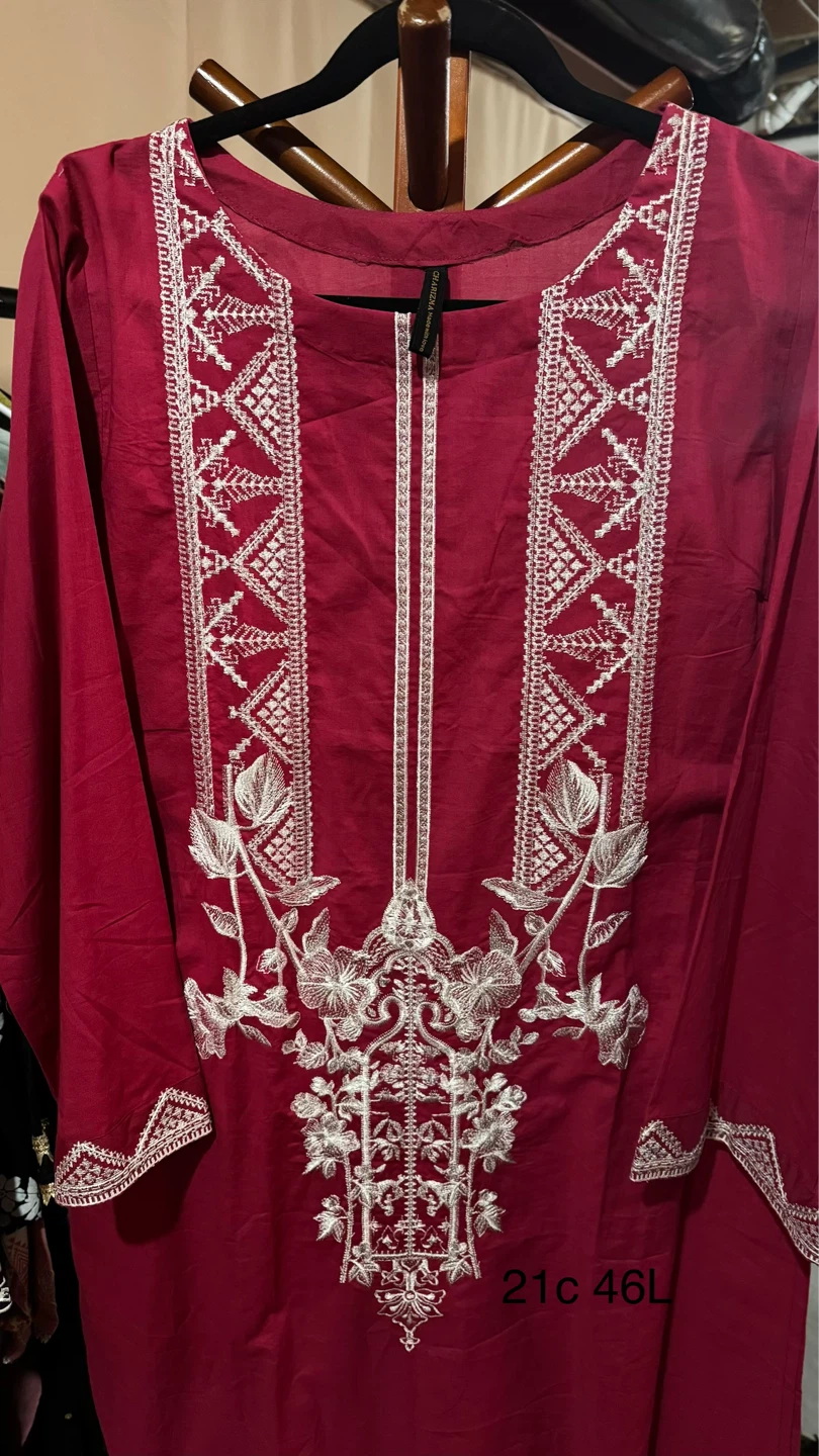Embroidered Red Kurti by baroque brand - photo 2