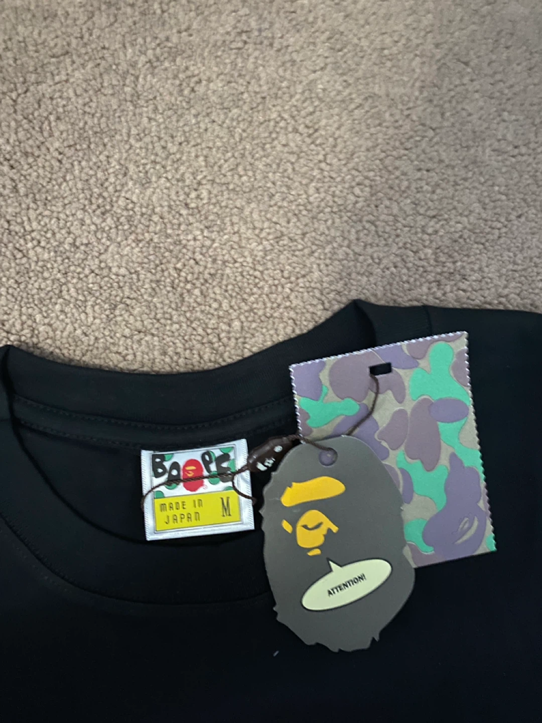 BAPE x Red Camo Ape Head T-Shirt - photo 3
