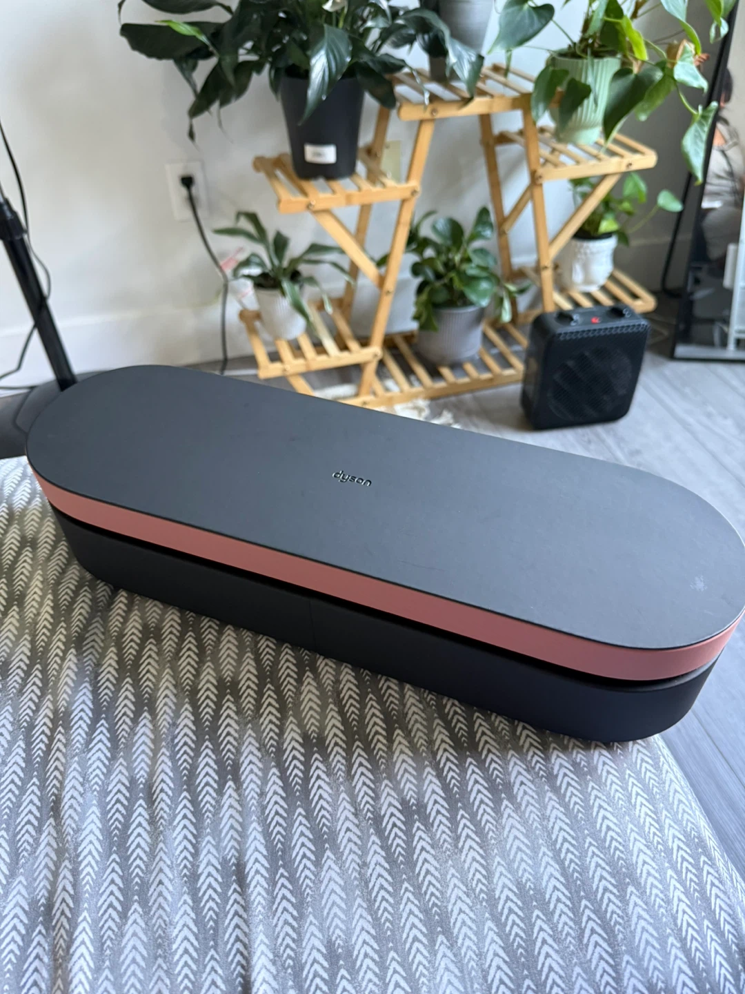 Dyson Airstrait Straightener – Excellent Condition!