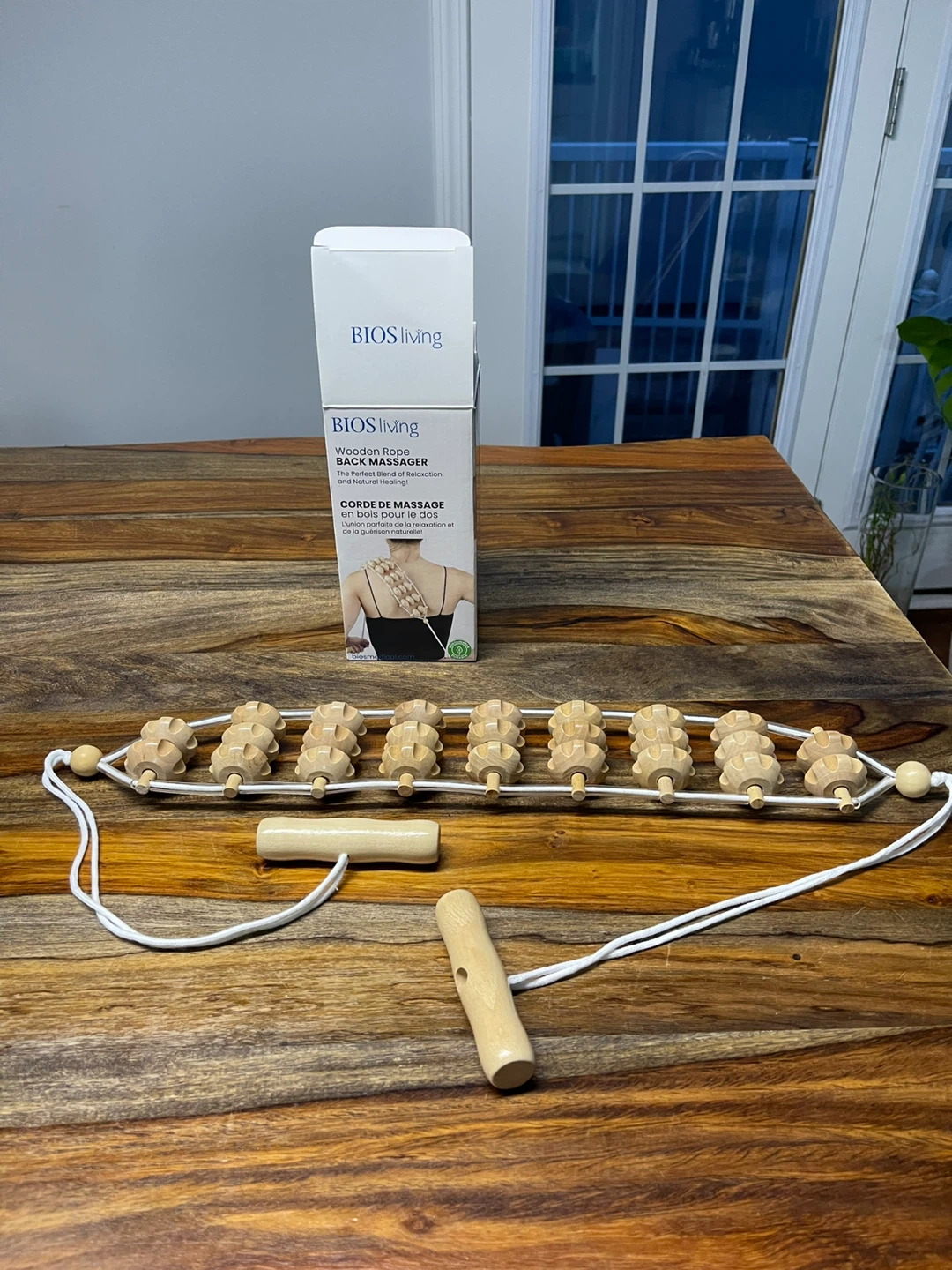 NEW BIOS LIVING Wooden Rope Back Massager