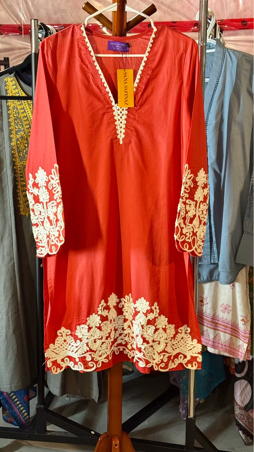 Sana Safinaz Red Embroidered Kurti Medium