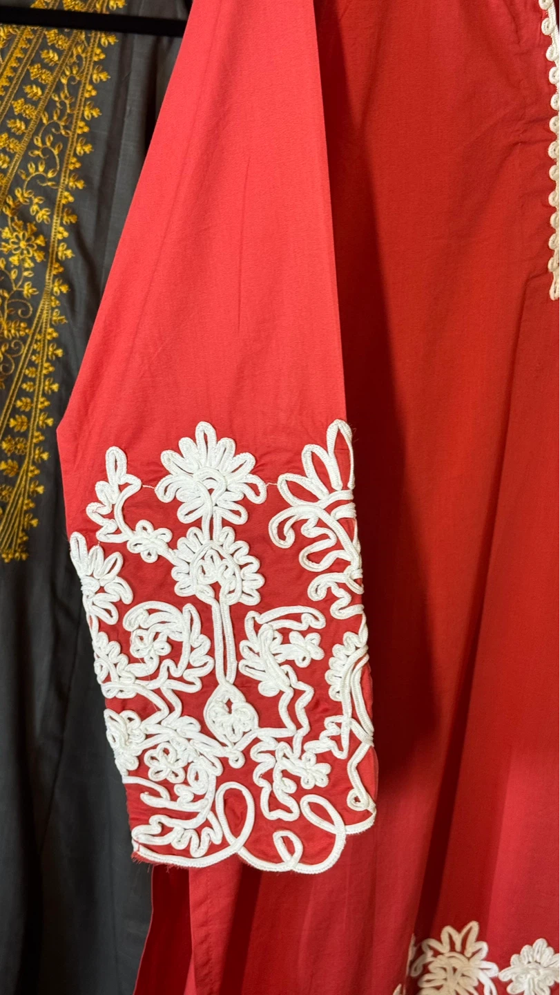 Sana Safinaz Red Embroidered Kurti Medium - photo 5