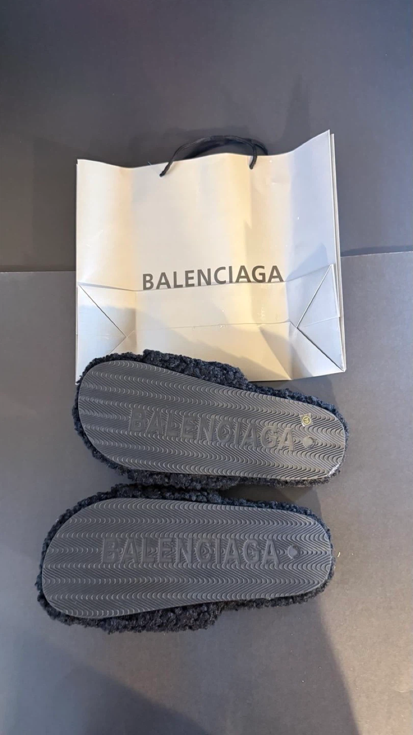 Balenciaga Black Fleece Slides - photo 2