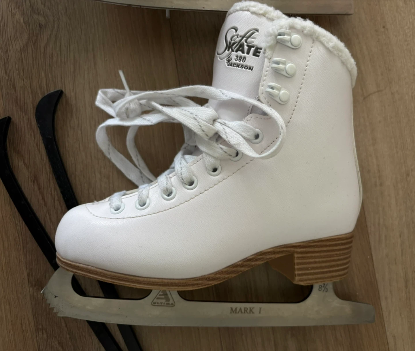 White Soft Skate Figure Ice Skates - Size 3 - photo 2