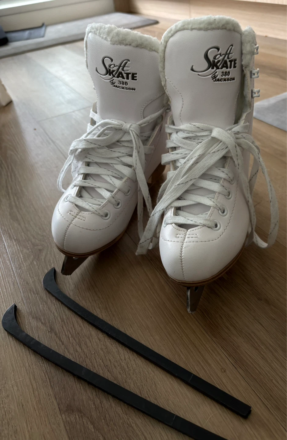 White Soft Skate Figure Ice Skates - Size 3 - photo 3