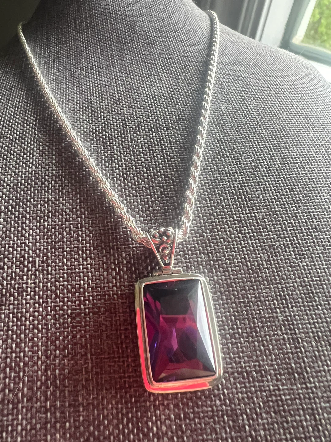 925 Sterling Silver Amethyst Pendant Necklace - photo 3
