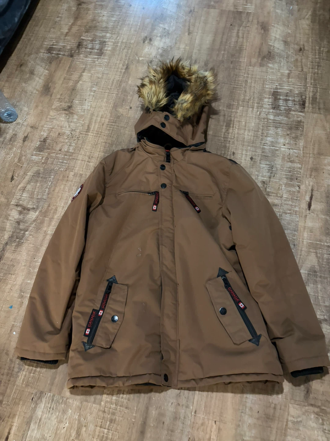Canada Weather Gear Winter Parka Jacket (XL)