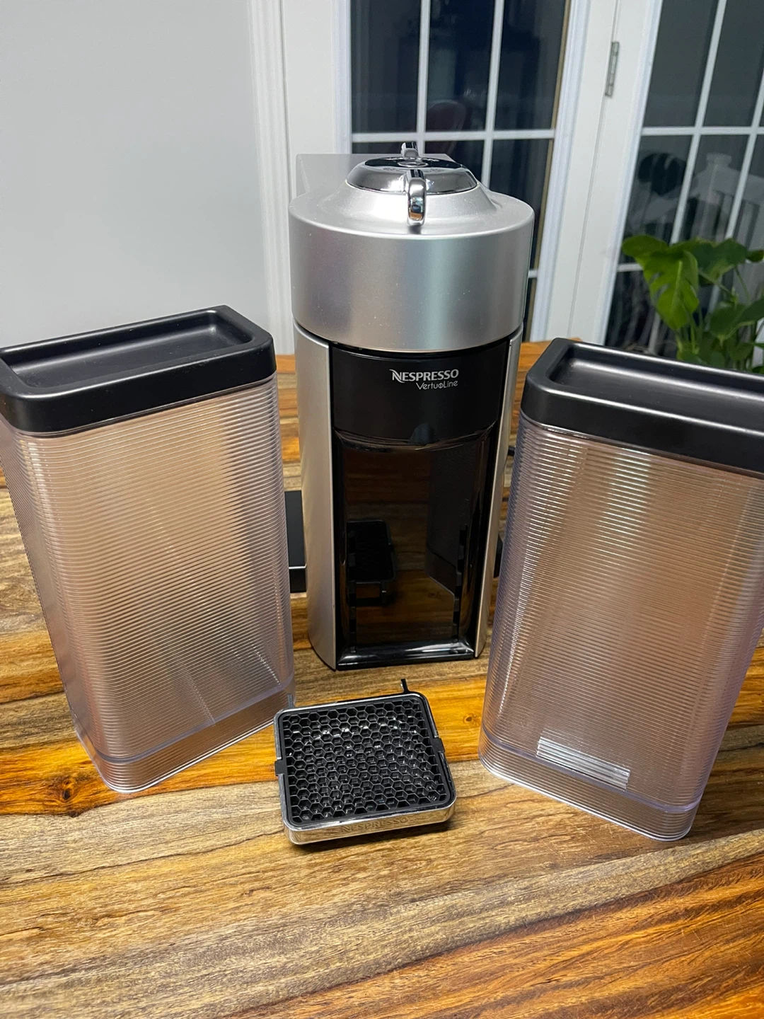 Nespresso VertuoLine Coffee Machine - photo 2