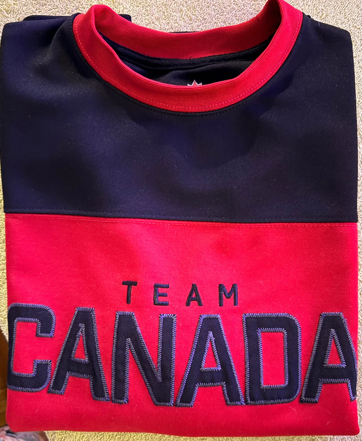 Team Canada Hockey Sweatshirt - photo 4