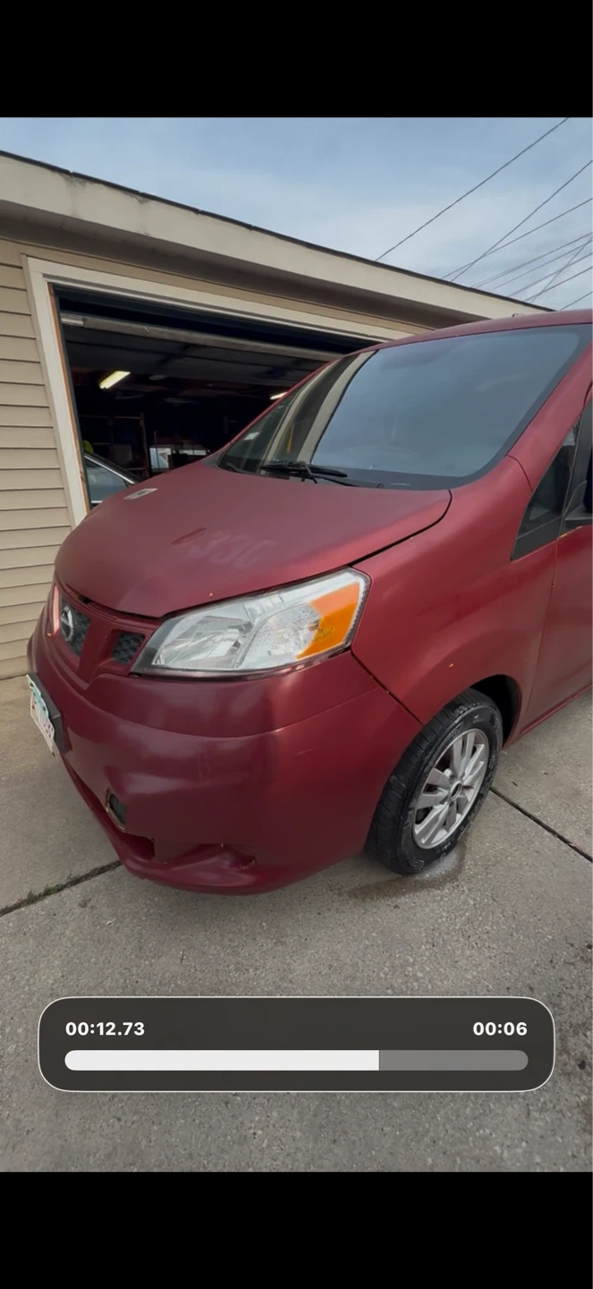 Nissan NV200 taxi - photo 3