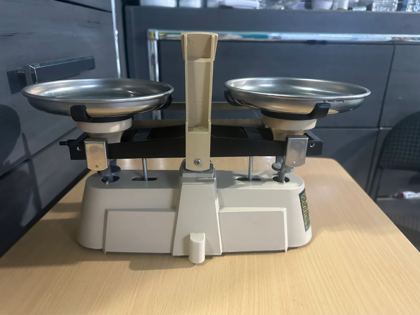 Vintage Mechanical Balance Scale