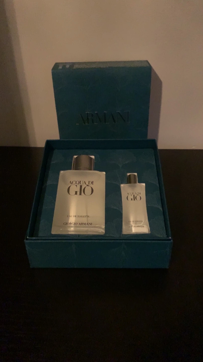 Giorgio Armani Acqua di Gio Eau de Toilette Gift Set - photo 2