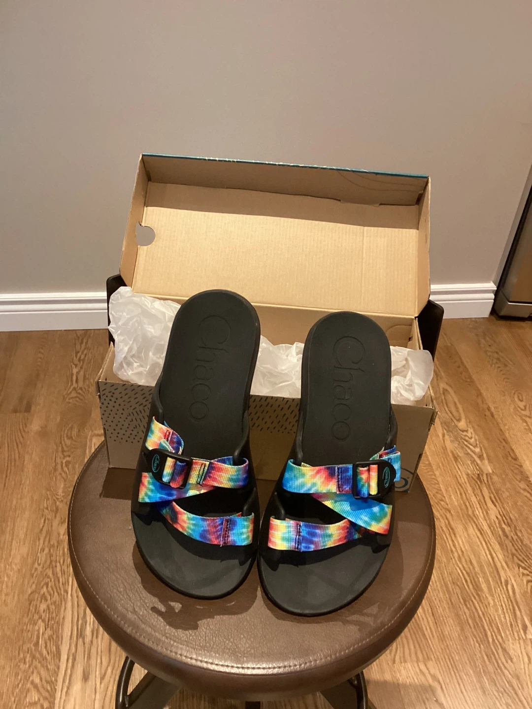 BRAND NEW MEN’S SIZE 8 SANDALS (SEE LISTING)