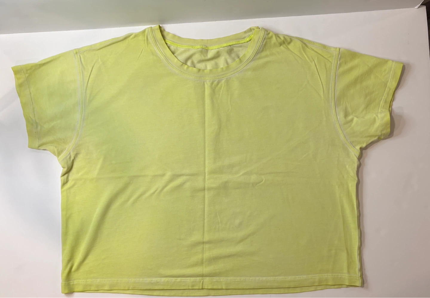 Lululemon T-Shirt